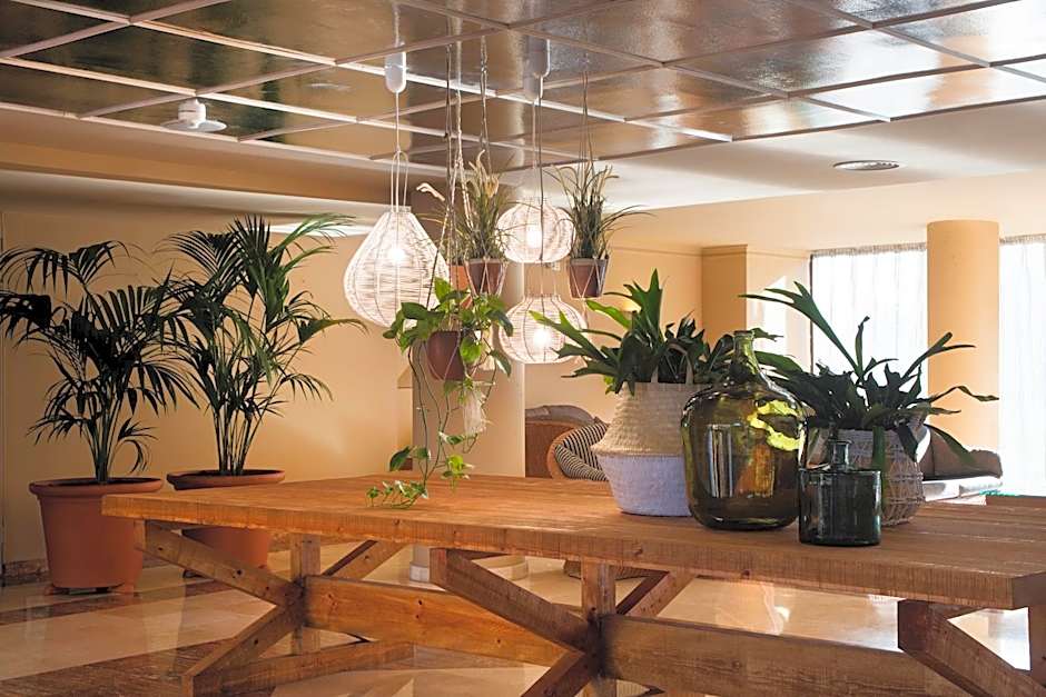 Luna Club Hotel Yoga & Spa 4Sup