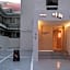 Anook Hotel Guri