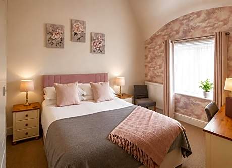 Standard Double Room (No pets)