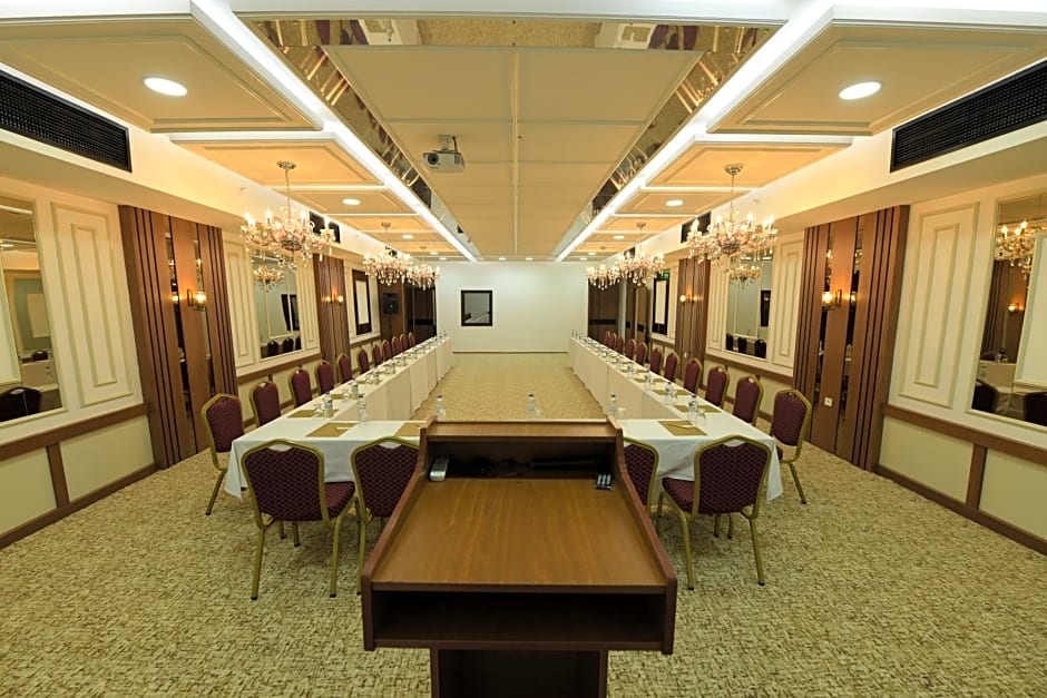 Nadir Business Hotel