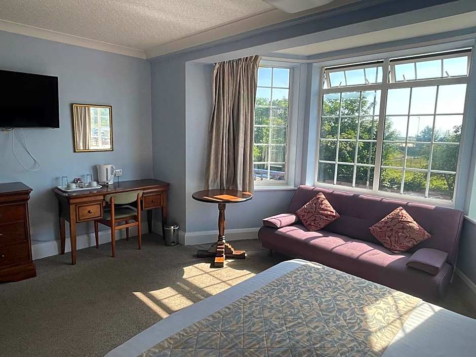 Yellow Mountain Hotel