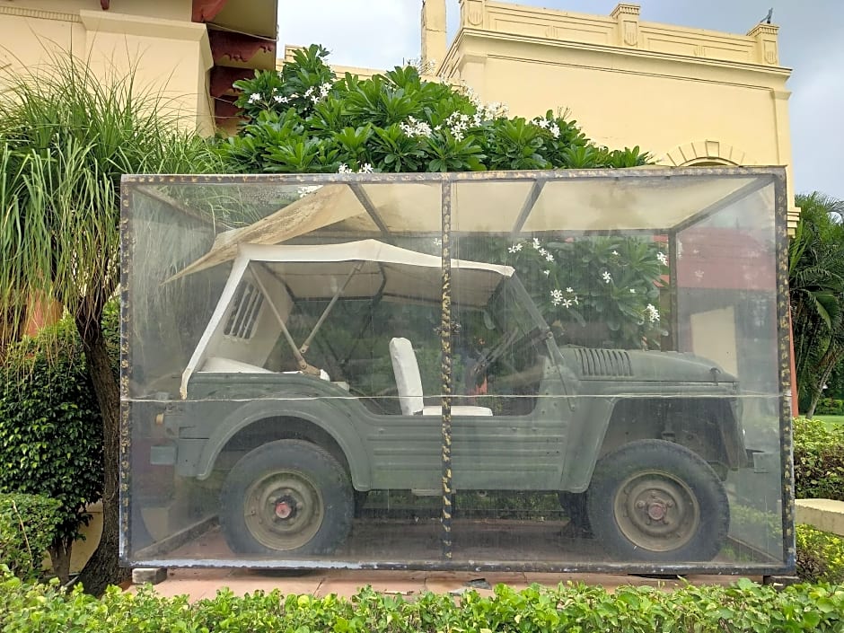 Noor Us Sabah Palace