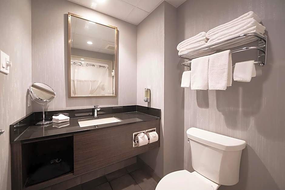 Hôtel & Suites Le Dauphin Québec