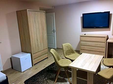 Large Double or Twin Room