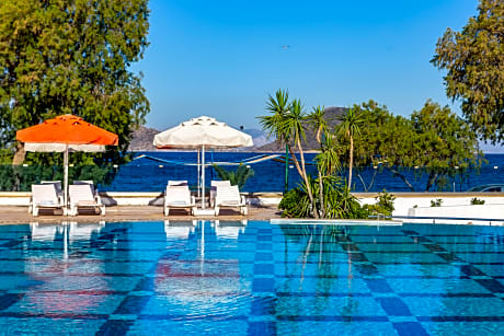 Mandalinci Beach Hotel - Alojamientos en TURGUTREIS