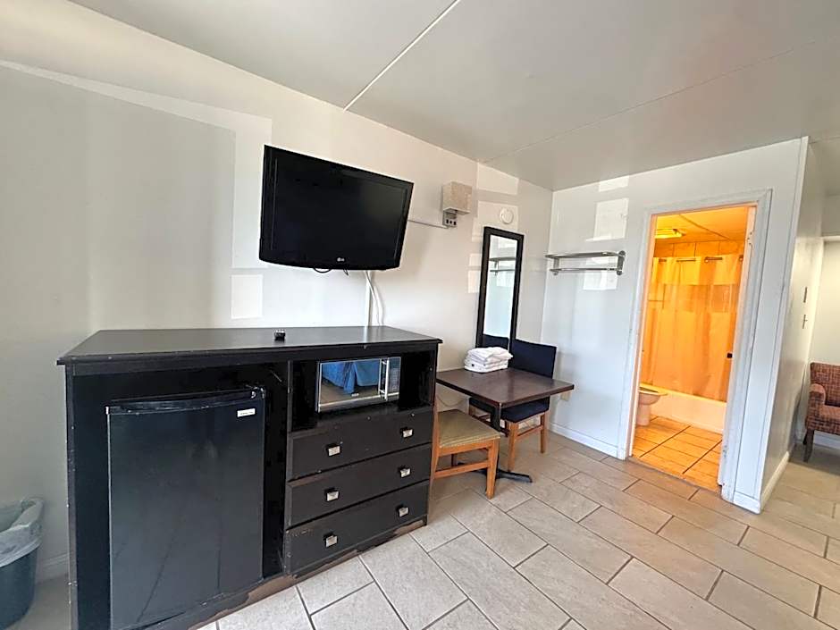 Skyview Manor Motel