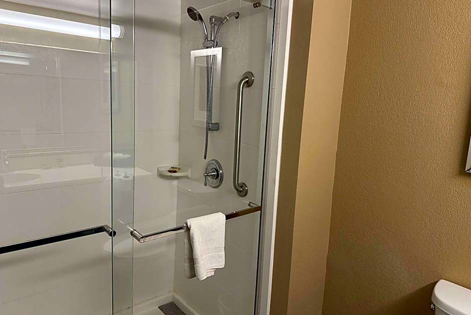 Wingate by Wyndham Harrisburg Near Hershey