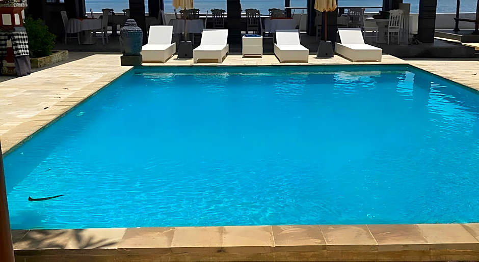 Villa Agung Beach Inn