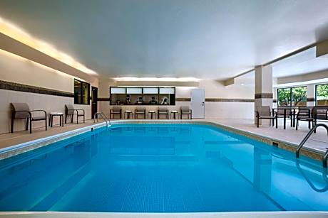 Courtyard by Marriott Springfield
