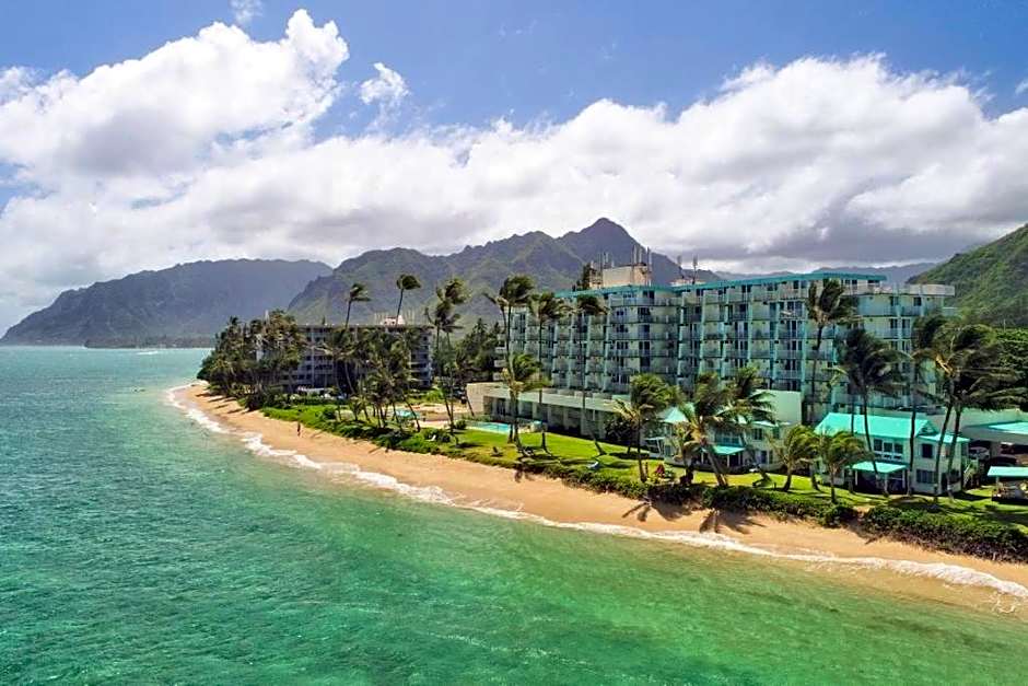 Stunning Ocean Views Condos in Oahu at Punaluu