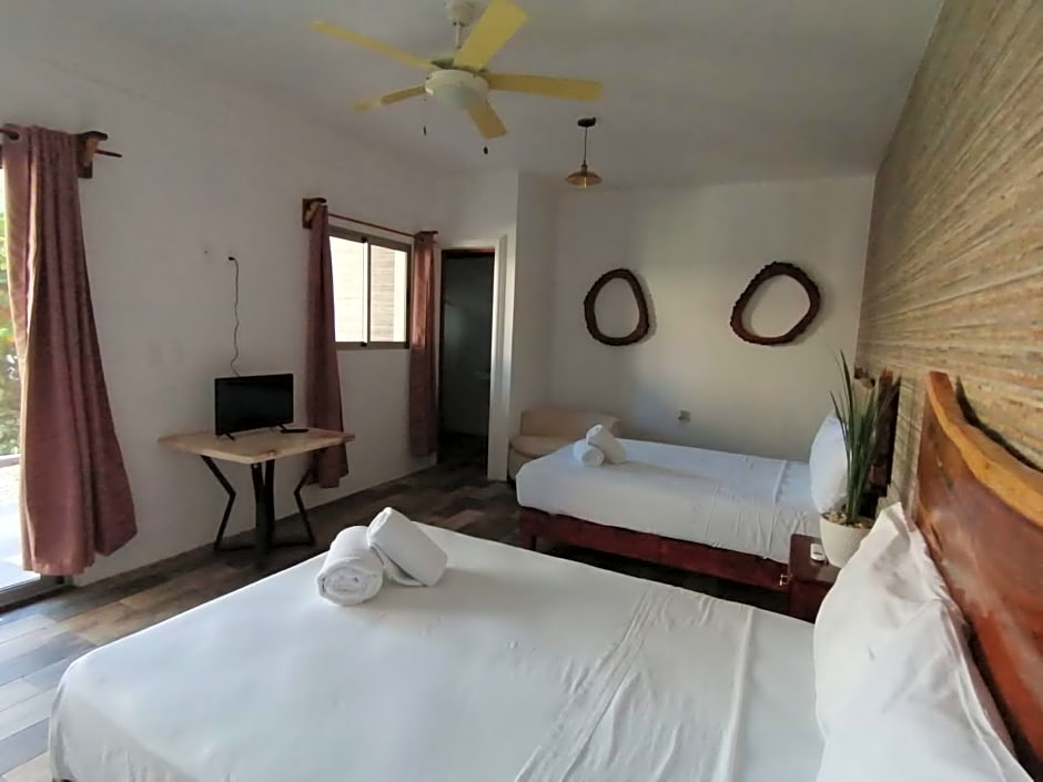 Hotel Pancho Villas