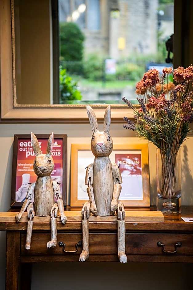 Wheelwrights Arms Country Inn & Pub