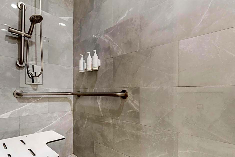 Country Inn & Suites by Radisson, Vallejo Napa Valley, CA