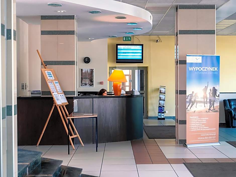 CKS Warszawa (Centrum Konferencyjno-Szkoleniowe CS Natura Tour)