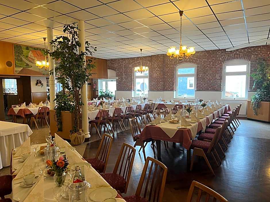Hotel Orthwein -kostenfreie Parkplatze-
