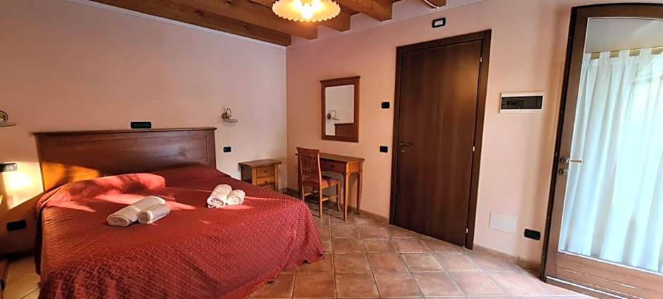 Photo 1 of 1 of Single Room
