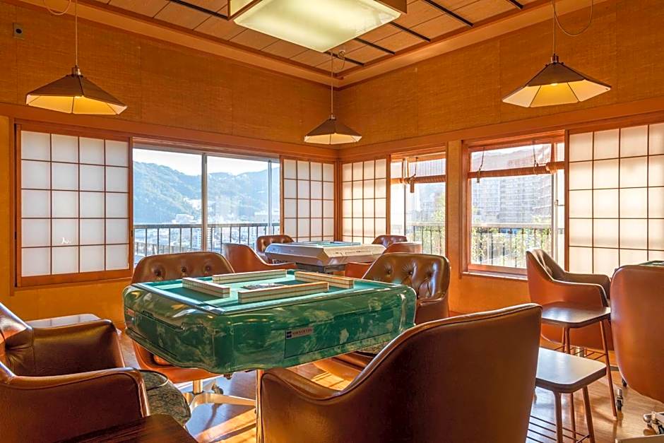 Atami Onsen Sakuraya Ryokan