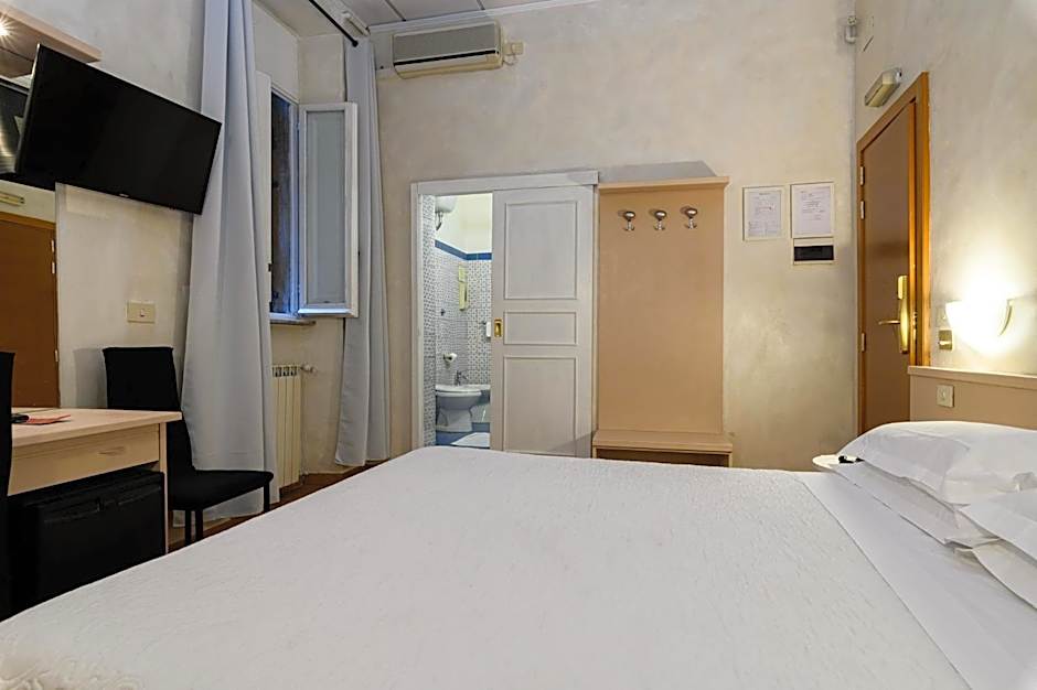 Hotel Julia