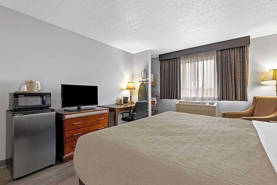 Quality Inn near Monument Health Rapid City Hospital
