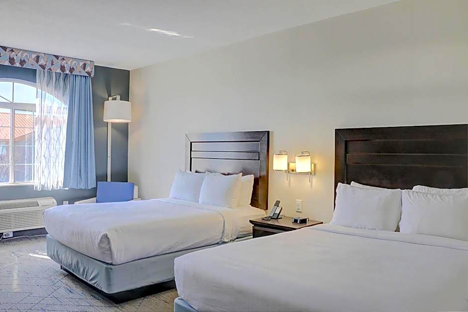 Quality Inn & Suites Roswell North