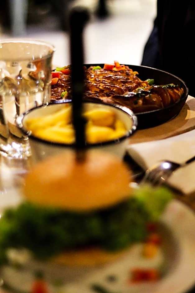 ibis Zurich Messe Airport