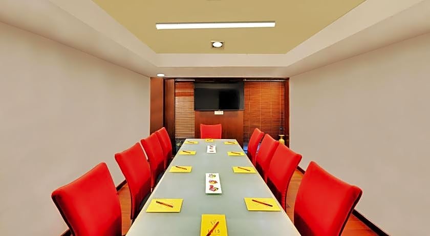 Iris - The Business Hotel