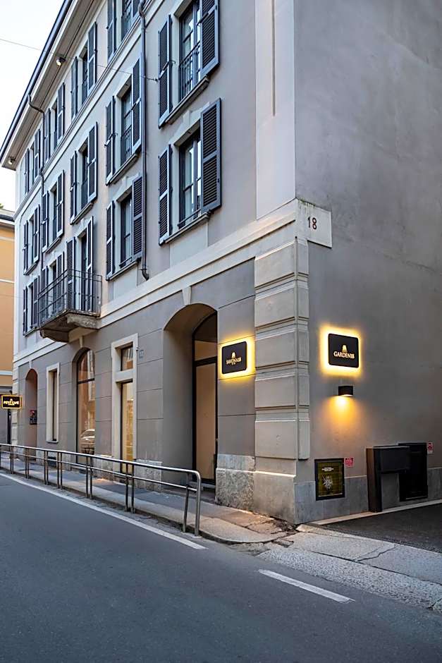 Savona 18 Suites