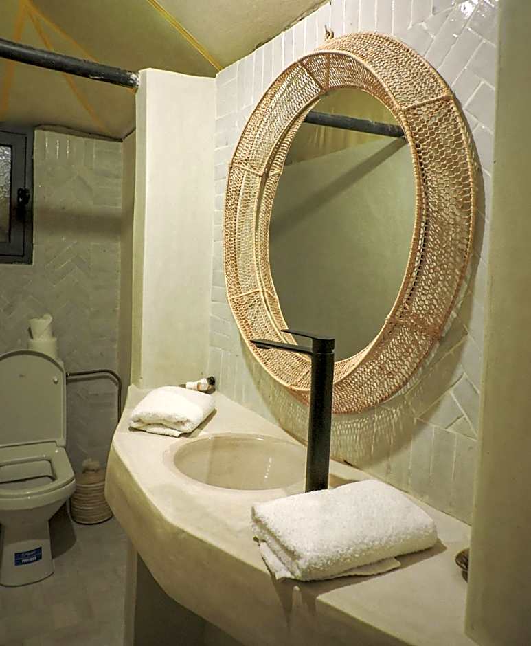 The Luxury ERG Safari Camp