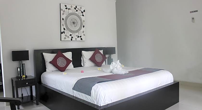 Kelapa Lovina Beach Villa