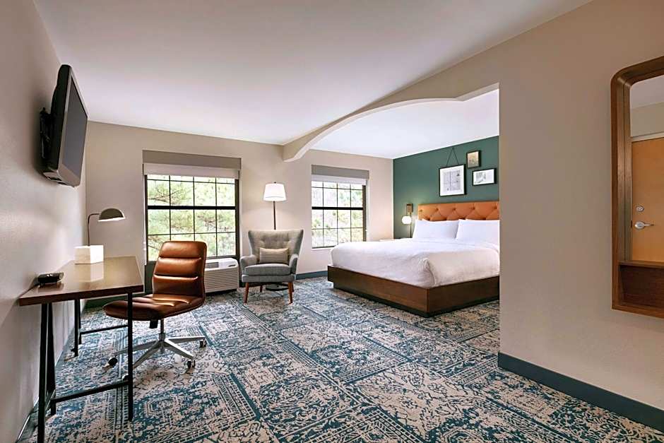 Four Points by Sheraton Raleigh Arena
