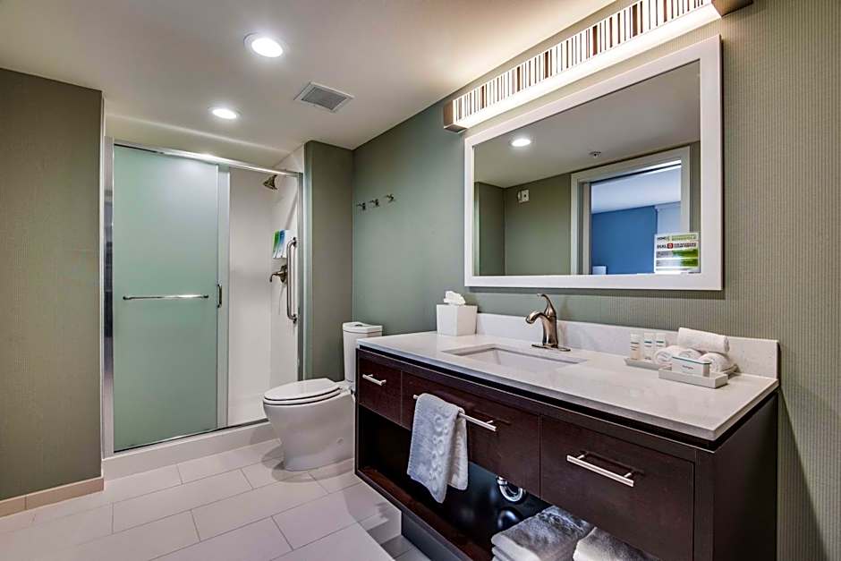 Home2 Suites by Hilton DFW Airport South/Irving