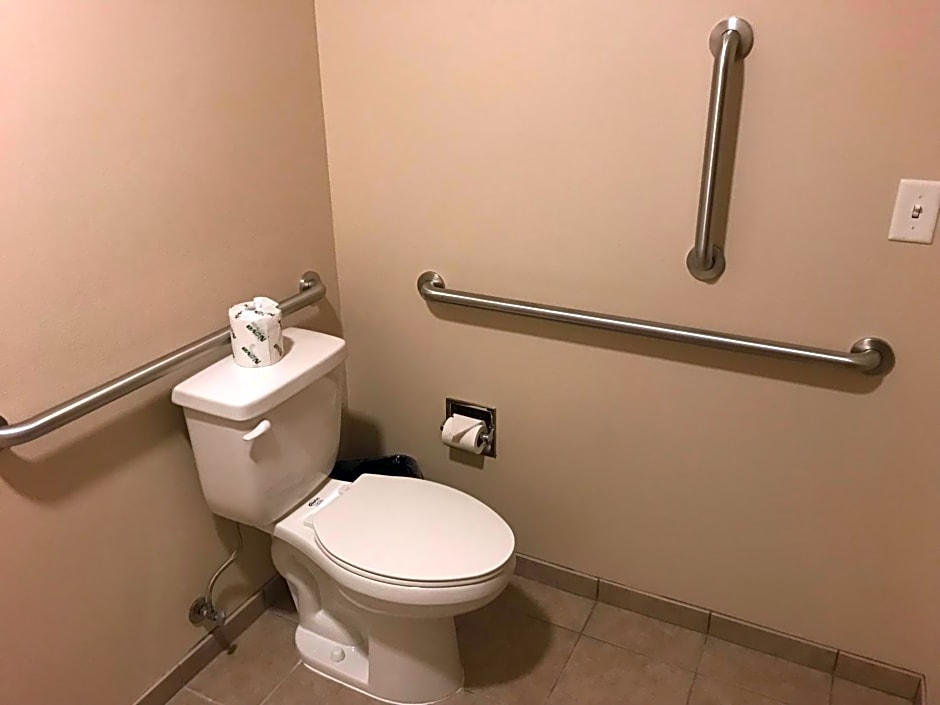 Cobblestone Inn & Suites - Fort Madison
