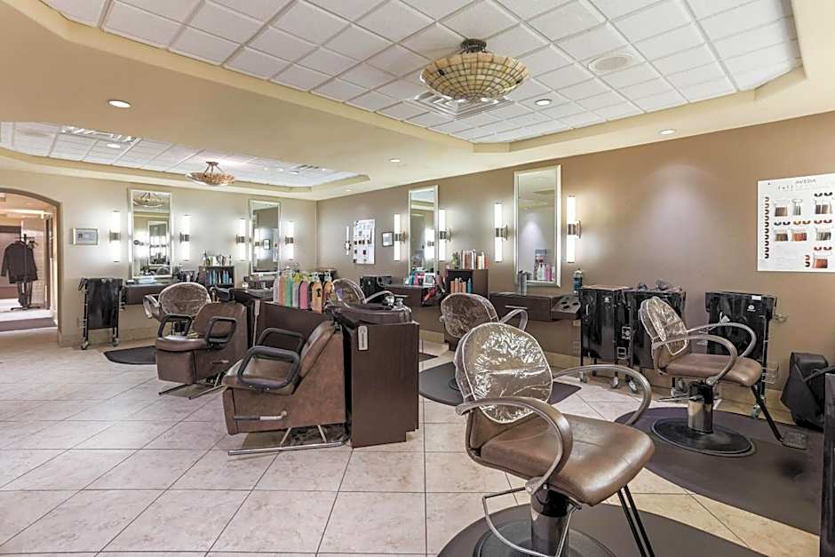 Traditions Hotel & Spa Johnson City - Binghamton, an Ascend Collection Hotel