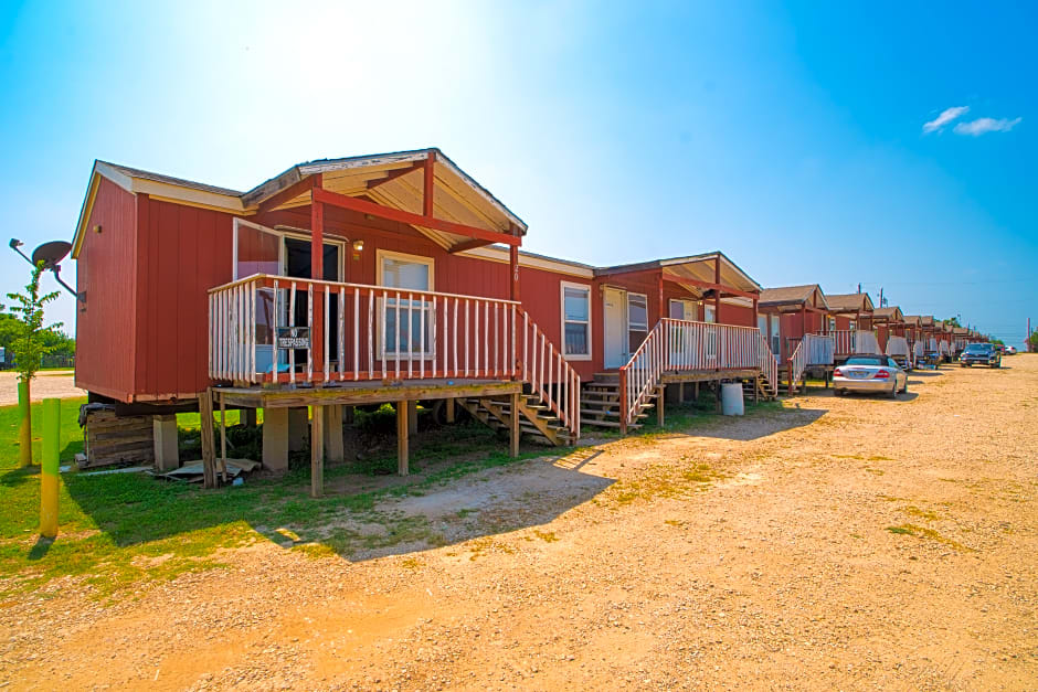 Grand Eagle Ford Lodge & RV Park