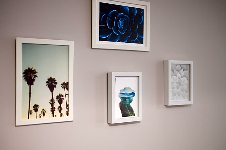 Contractor Base - Kitchen - Parking Included