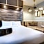 The Rose Hotel Chicago O'Hare, Tapestry Collection by Hilton