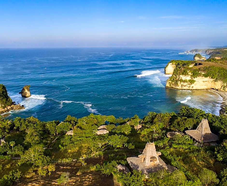 Ngalung Kalla Retreat