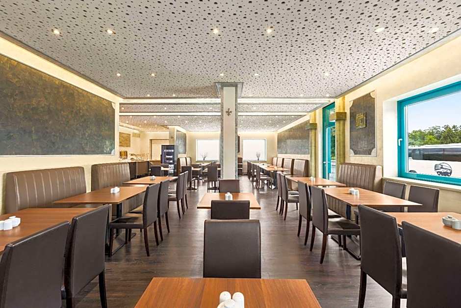 Amedia Express Prag, Trademark Collection by Wyndham