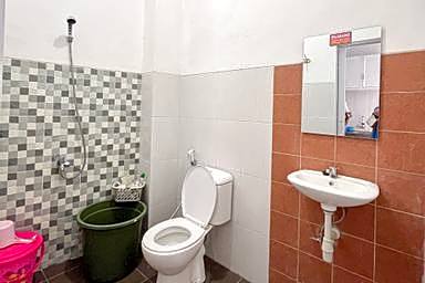 RedDoorz Syariah @ Jl. Candi Kalasan