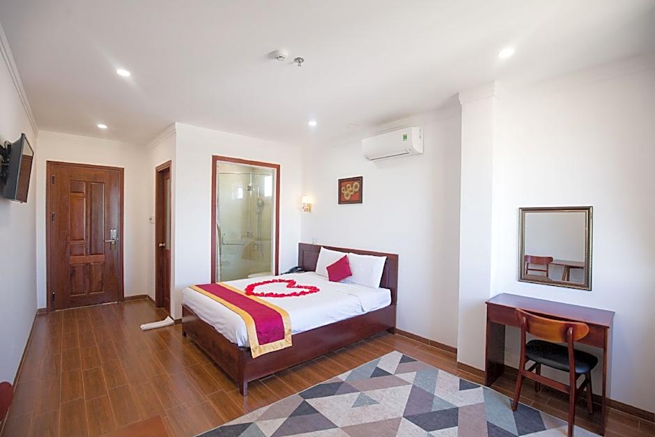 Le Centre Hotel