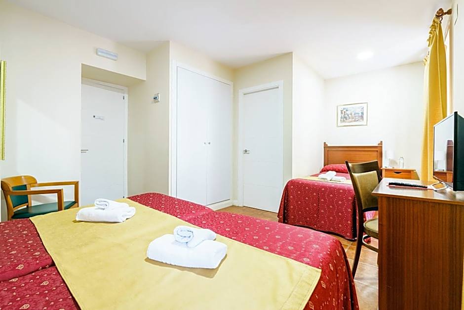 Hotel Carlos V Jerez by Vivere Stays