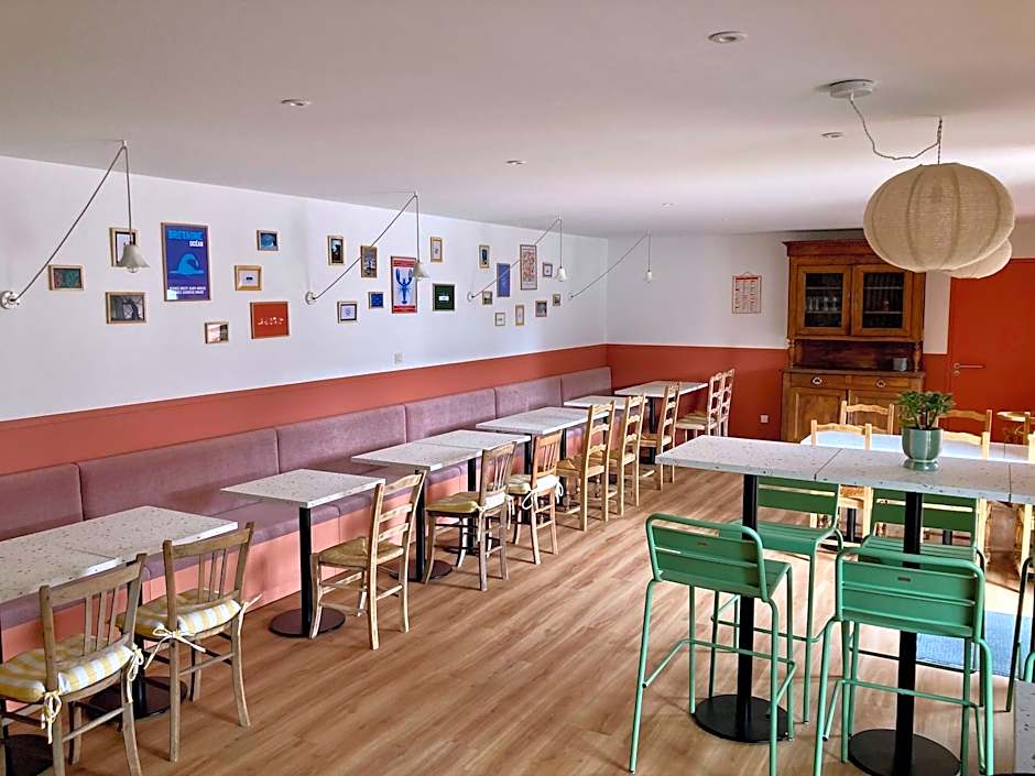 Logis Hôtel Le Relais De Beaucemaine