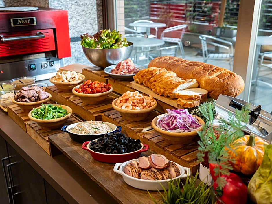 The BREAKFAST HOTEL Fukuoka Tenjin 