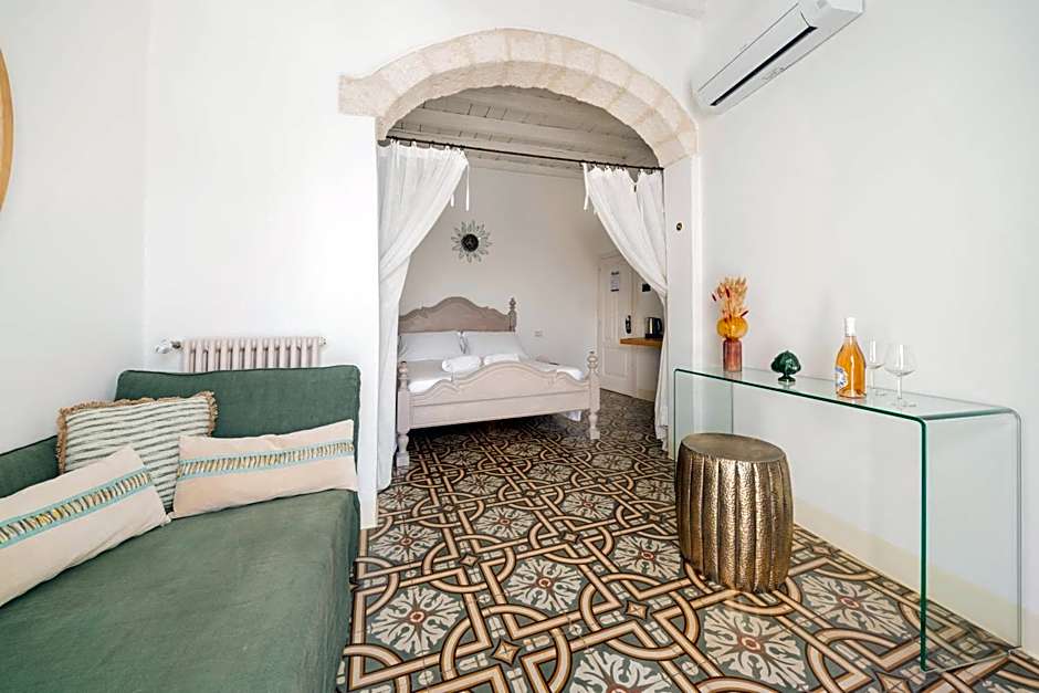 Antico Mondo Rooms & Suites