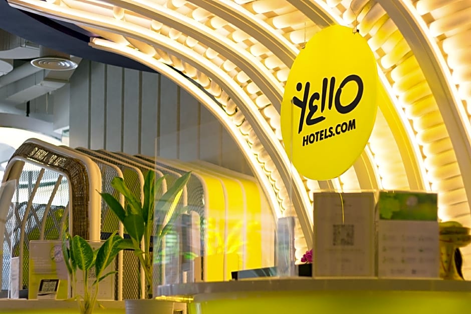 YELLO Hotel Kuta Beachwalk Bali