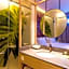 Tien Terrace Macalister