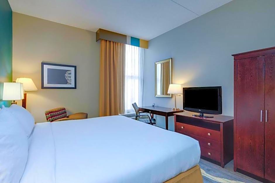 Holiday Inn Express Washington DC East- Andrews AFB By IHG