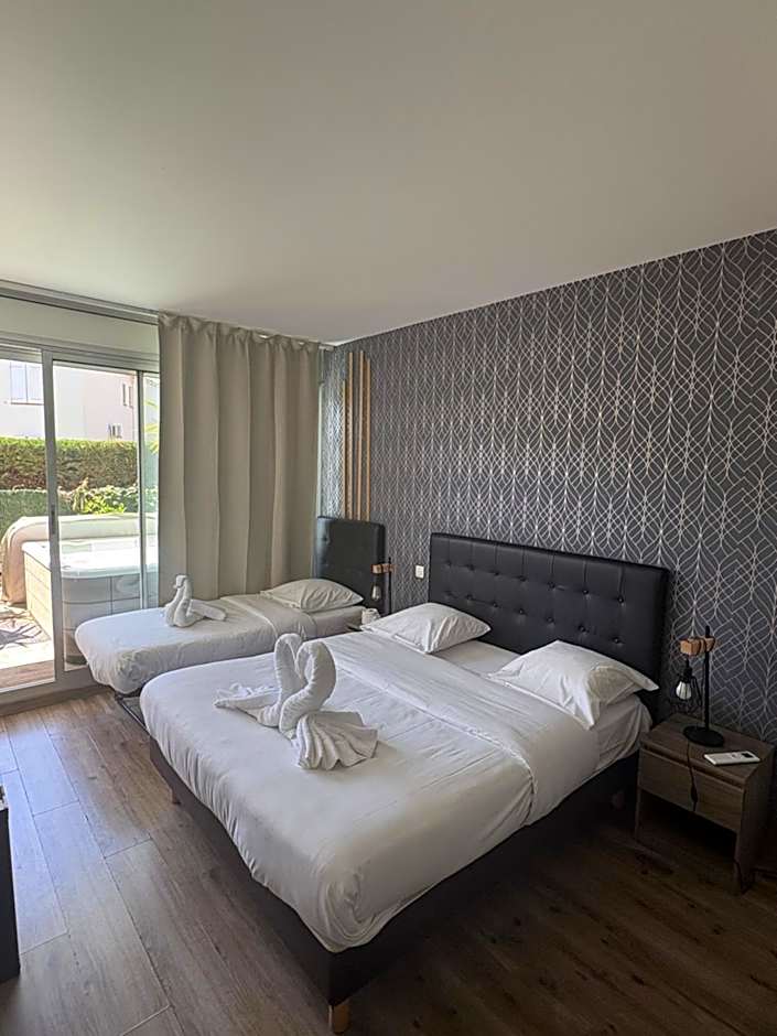 Hotel Sable Et Soleil - Port et Plage