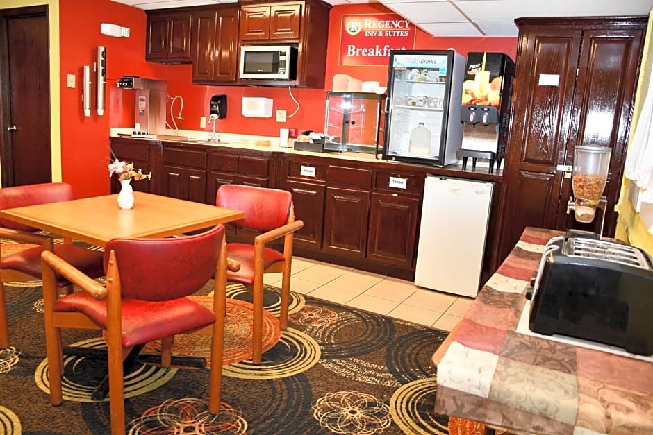 Regency Inn & Suites Faribault