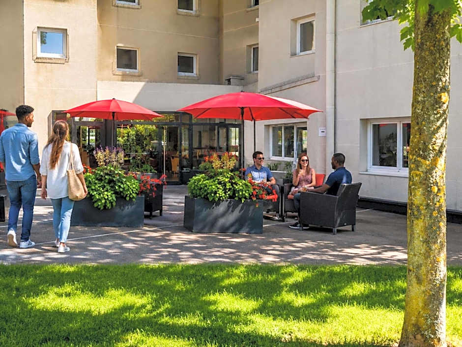 ibis Orly Chevilly Tram 7